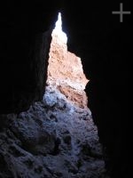Uma caverna de sal, em um paleo-salar, próximo de Tolar Grande, no Altiplano (Puna) de Salta, Argentina