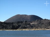 Joven volcán, colada de lava, cerca de Antofagasta de la Sierra, en el Altiplano (Puna) de Catamarca, Argentina